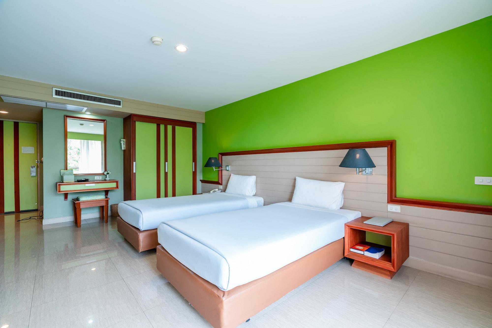 Long Beach Cha-Am Hotel Dış mekan fotoğraf