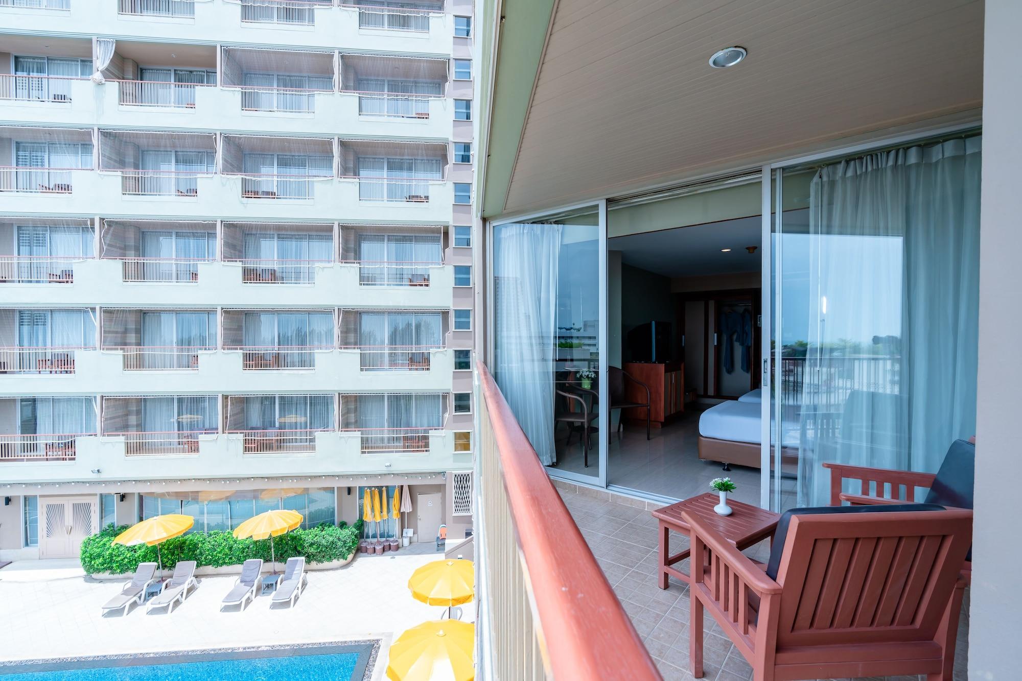 Long Beach Cha-Am Hotel Dış mekan fotoğraf