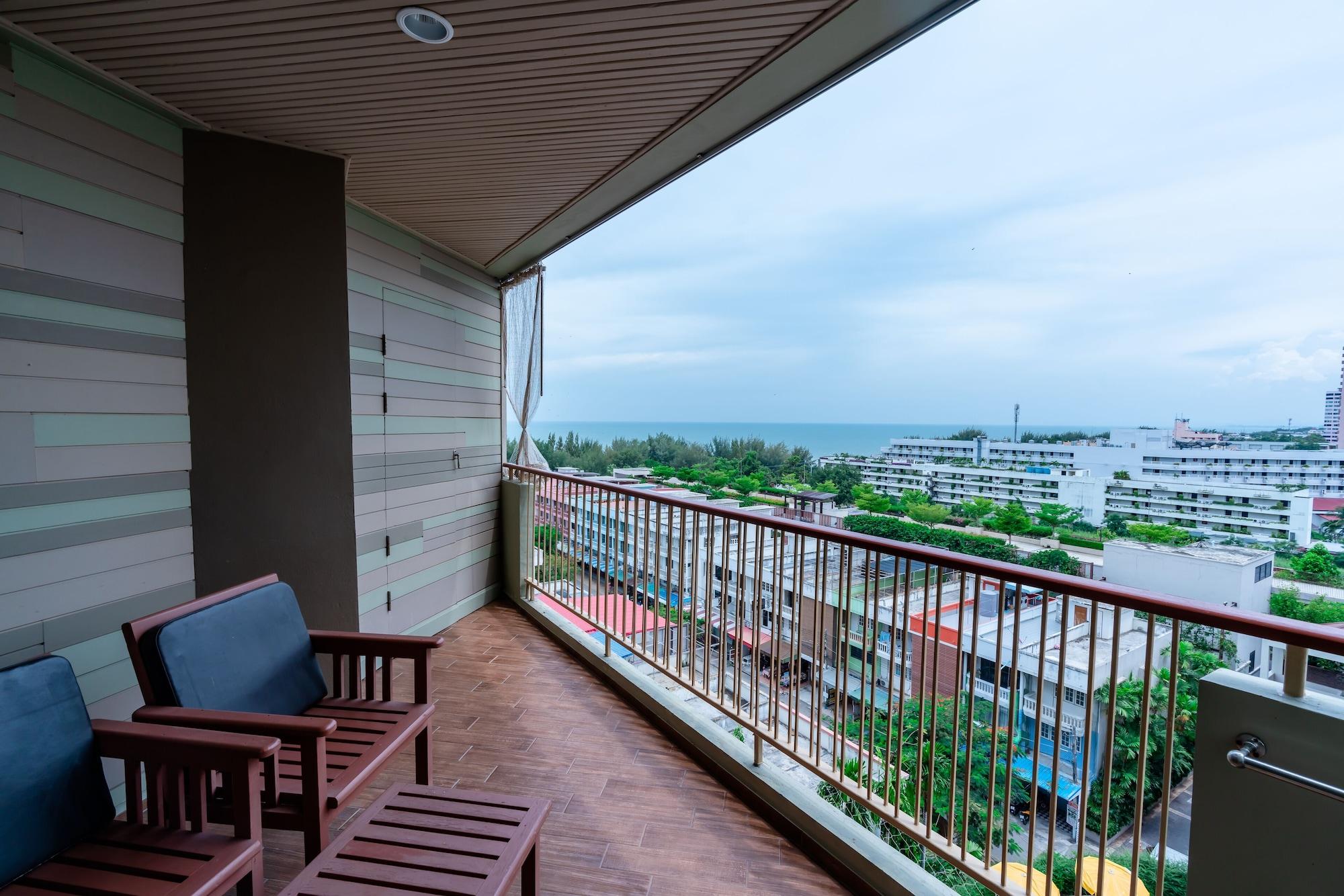 Long Beach Cha-Am Hotel Dış mekan fotoğraf