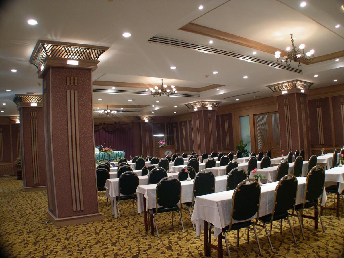 Long Beach Cha-Am Hotel Dış mekan fotoğraf