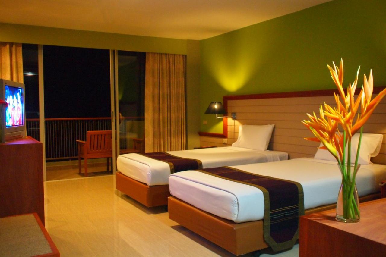 Long Beach Cha-Am Hotel Dış mekan fotoğraf